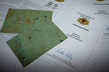 Am 4. Juni im Rathaus zu erwerben: Kupferblech mit Echtheitszertifikat