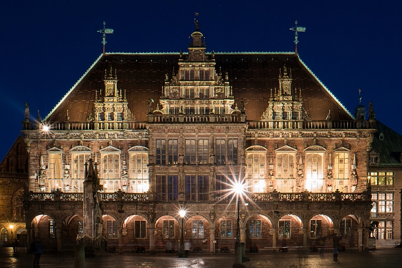 Seit 2004 UNESCO-Welterbe: Rathaus & Roland | Foto: Senatspressestelle