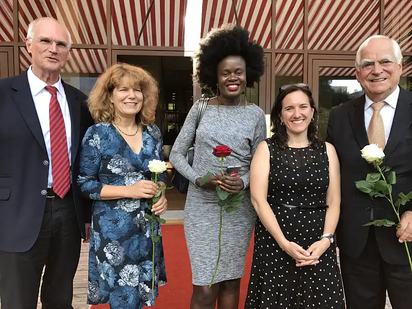 Podiumsdiskussion LVHB Berlin von Links: Lothar Binding (Finanzpolitischer Sprecher der SPD-Bundestagsfraktion (MdB), Petra Pinzler (Journalistin DIE ZEIT), Stella Agara (NGO ActionAid und des African Youth Trust & Bremer Solidaritätspreis Gewinnerin), Ph.D. Robin Hodess (Interim Managing Director, Transparency International), Prof. Dr. Peter Eigen (Founder and Chairman Advisory Council Transparency International). 
