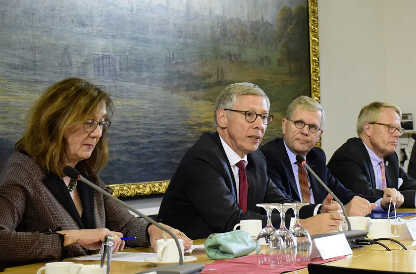 Berichteten über die gemeinsame Delegationsreise nach Kopenhagen: (von links) Bürgermeisterin Karoline Linnert, Bürgermeister Dr. Carsten Sieling, Präses Harald Emigholz und Vizepräses Eduard Dubbers-Albrecht