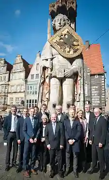 In Bremens „Guter Stube“: Die deutschen Finanzstaatssekretärinnen und -sekretäre bei ihrer Jahrestagung