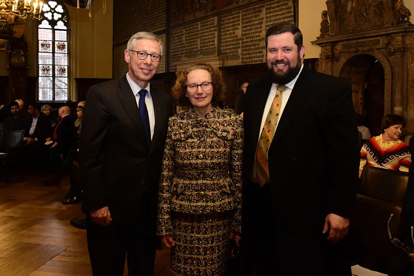 Bürgermeister Sieling, Elvira Noa und Rabbiner Teitelbaum