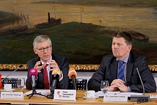 Bürgermeister Carsten Sieling und Bausenator Joachim Lohse informieren über neue Impulse zu Bremens Wohnungsmarkt