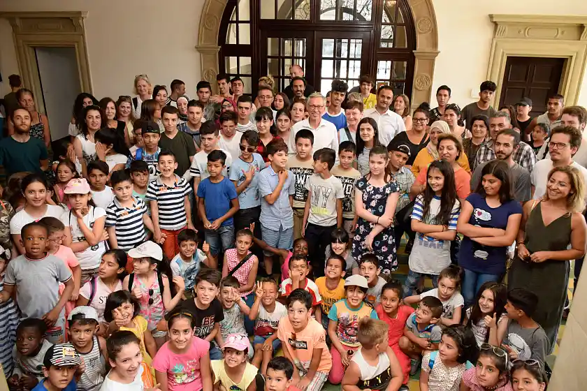 Bürgermeister Sieling begrüßt das AWO-Projekt im Rathaus