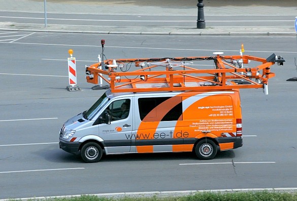Ein Bild des Fahrzeugs, mit dem die Straßendaten in Bremen im September und Oktober erfasst werden sollen