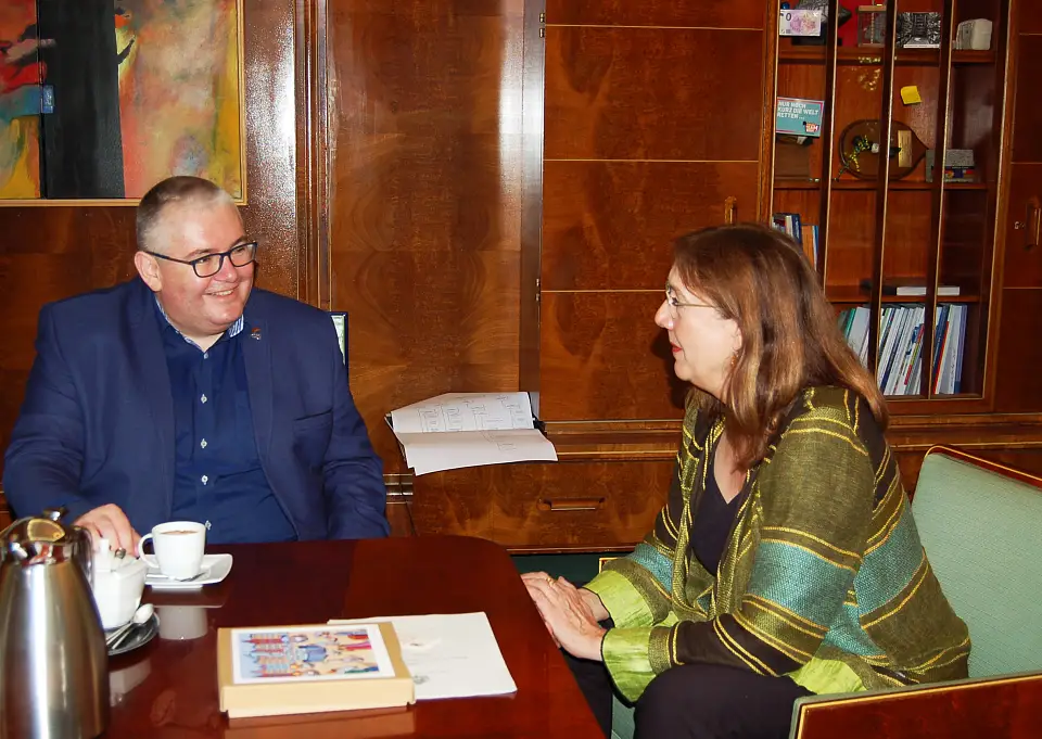 Vizestadtpräsident Piotr Kowalczuk und Bürgermeisterin Karoline Linnert