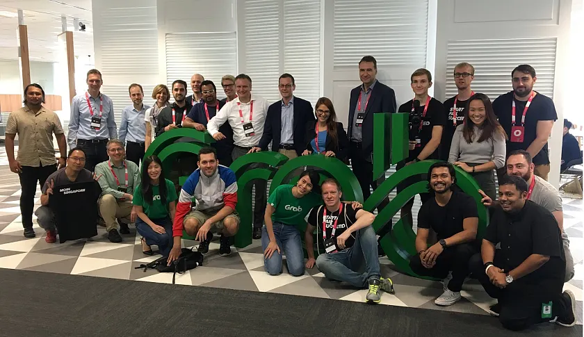 Die Bremer Delegation besucht den Fahrdienstleister „Grab“. 