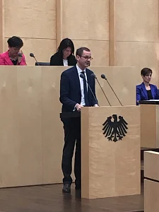 Senator Martin Günthner spricht im Bundesrat zur Einbringung des Entwurfes für ein Hafenplanungsbeschleunigungsgesetz