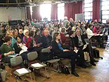 Zur Qualifizierungsinitiative der Senatorin für Kinder und Bildung kamen Fachkräfte aus 43 Kitas in das Bürgerzentrum Neue Vahr