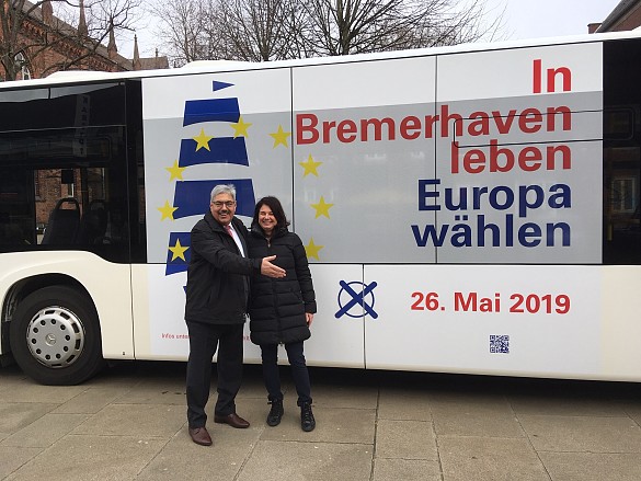 Oberbürgermeister Melf Grantz und Staatsrätin Ulrike Hiller bei der Vorstellung der Europa-Kampagne in Bremerhaven 