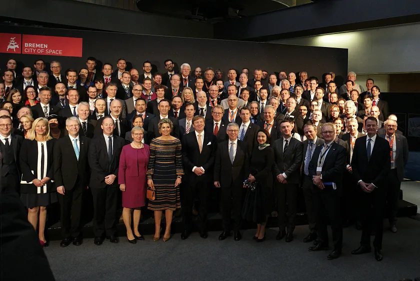 City of space - Gruppenbild bei Airbus