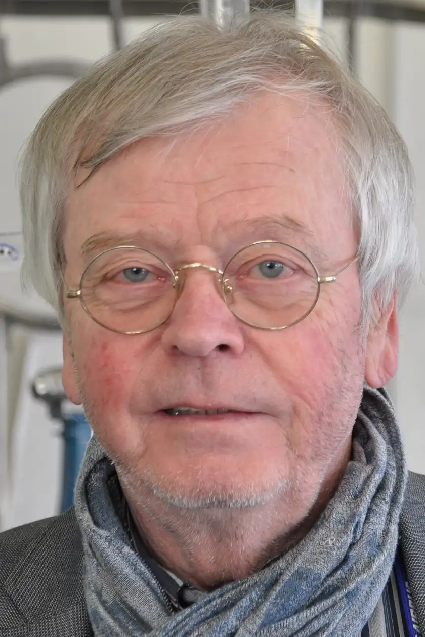 Günter Büker
