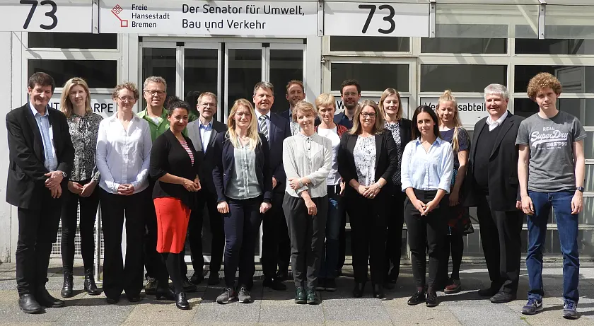 Senator Joachim Lohse begrüßt die Projektpartner aus sechs Ländern des ART Forum Projektes