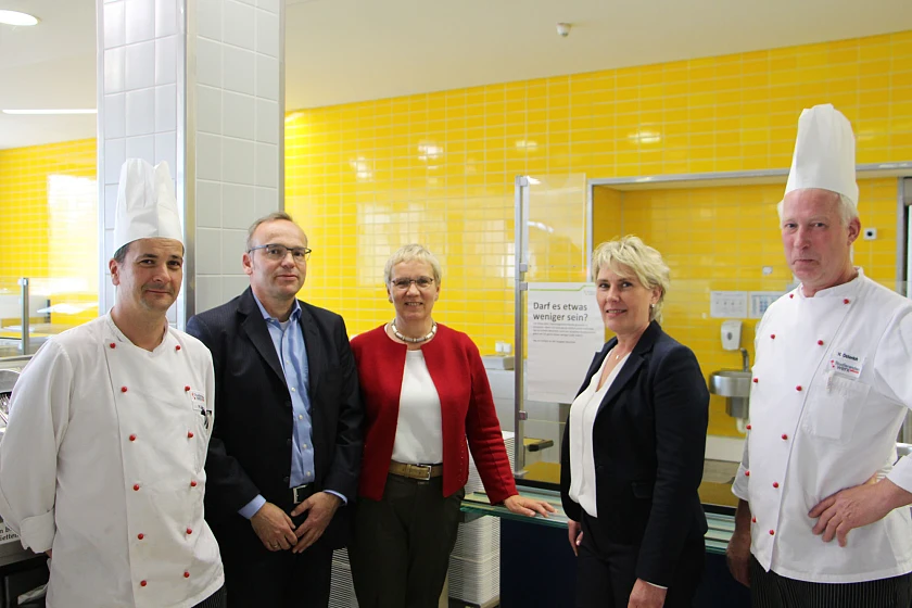 v.l.: Ralf Opitz, Hauke Kieschnik, Eva Quante-Brandt, Anke Grupe-Markschat, Heiko Osterloh 