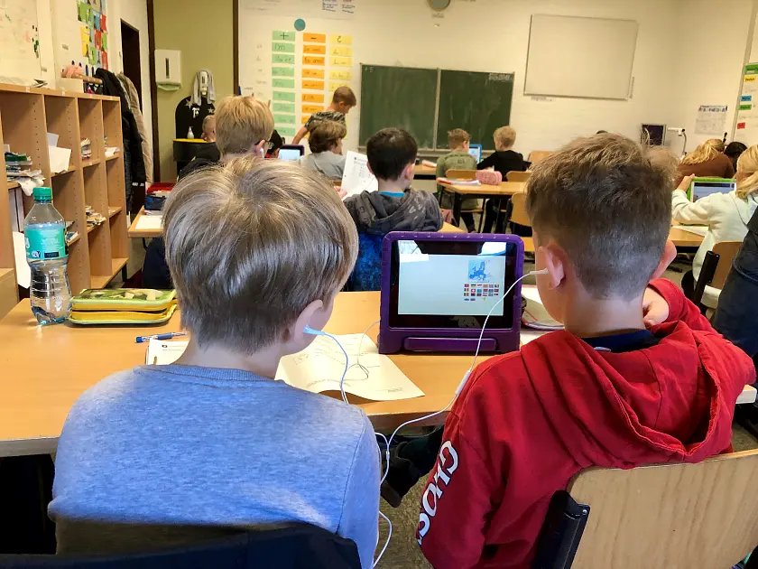 Die 5c der Oberschule Habenhausen präsentierte ihre Arbeit mit Tablets. 
