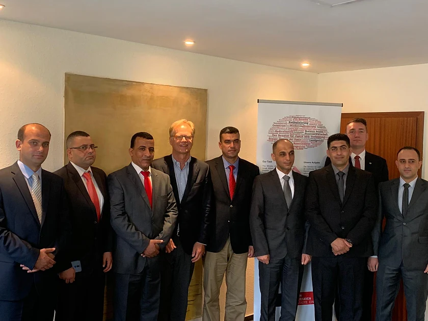 Die jordanische Delegation mit Staatsrat Jörg Schulz