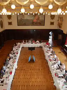 Der Vorsitzende des IT-Planungsrates Staatsrat Henning Lühr begrüßt seine Kolleginnen und Kollegen zur 29. Sitzung des IT-Planungsrates im Bremer Rathaus