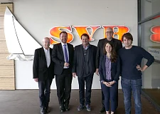 Besuch bei SVB: (v.l.:) Uwe Nullmeyer, Marco Pfleging, Thomas Stahmann, Judith Stahmann, Bürgermeister Andreas Bovenschulte und Andreas Stahmann