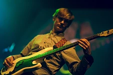 Schulrockfestival. Da lohnt sich der Griff in die Saiten.