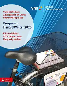 Titelseite des neuen Programmheftes der VHS Foto: Senatspressestelle