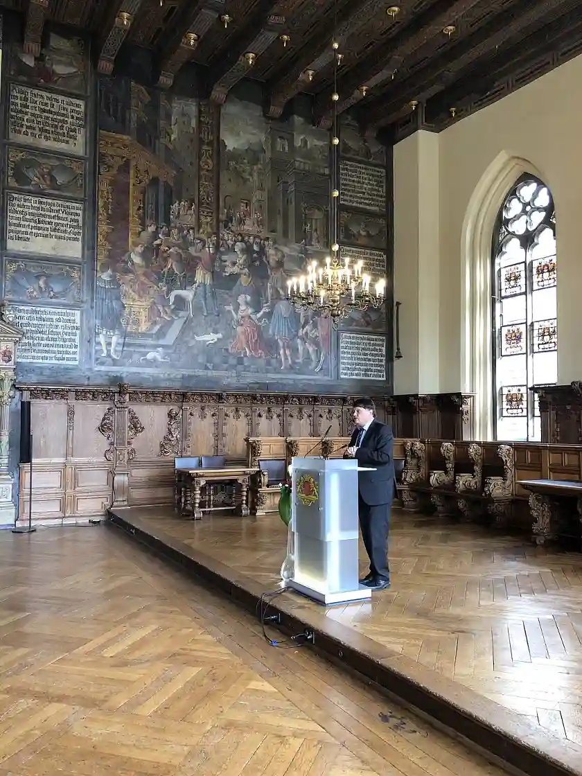Senator Dietmar Strehl begrüßte die Nachwuchskräfte