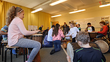 Musikwerkstatt der Bremer Philharmoniker in der Grundschule an der Landskronsastraße