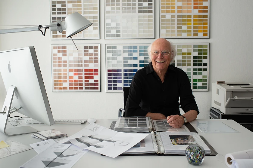 Hans Albrecht Schilling in seinem Atelier Foto: Antonina Gern