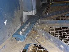 Im Verstärkungsbereich dient ein Flansch als Untergurt für den Hauptträger 