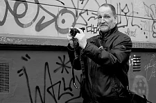 Der Künstler und Kunstpädagoge Martin Koroscha. Foto: Lea Milana Nittka