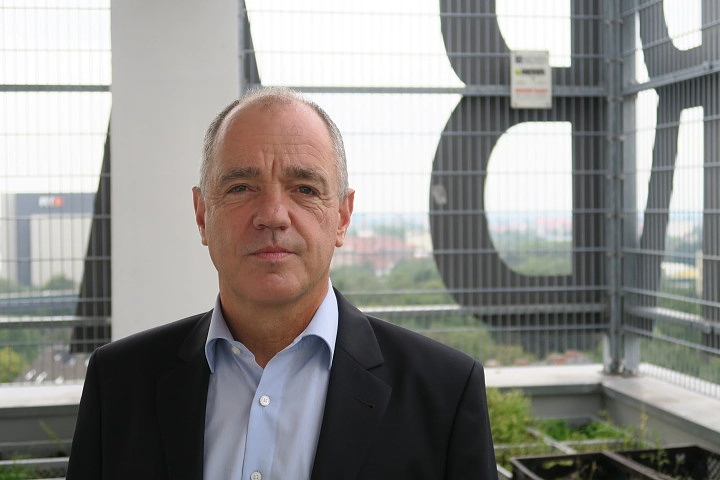 Ralf Perplies ist ab 1. Oktober 2021 Leiter der Volkshochschule Bremen. Foto: vhs