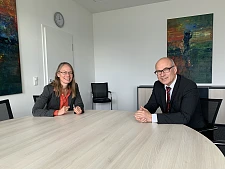 Sascha Aulepp und Ties Rabe im Gespräch. 