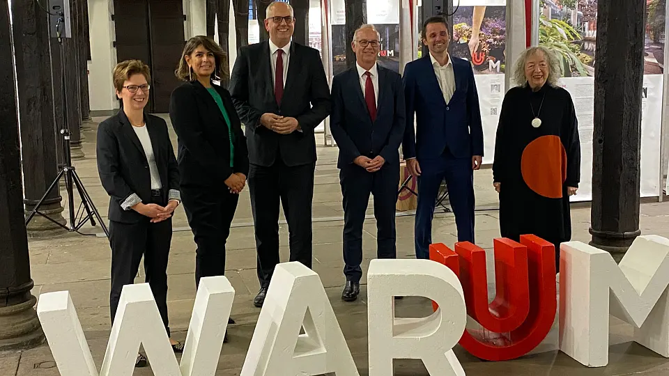 Dr. Claudia Schilling, Sülmez Dogan, Dr. Andreas Bovenschulte, Prof. Dr.-Ing. Bernd Scholz-Reiter, Dr.-Ing. Hendrik Thamer und Prof. Dr. Annelie Keil 