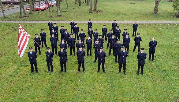 Die 32 Brandmeister-Anwärterinnen und -Anwärter Foto: Inneres