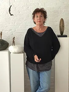 Claudia Krentz ist Bildhauerin und Zeichnerin. Foto: Claudia Krentz