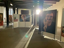 Die Ausstellung im Aufbau. Foto: Senatspressestelle