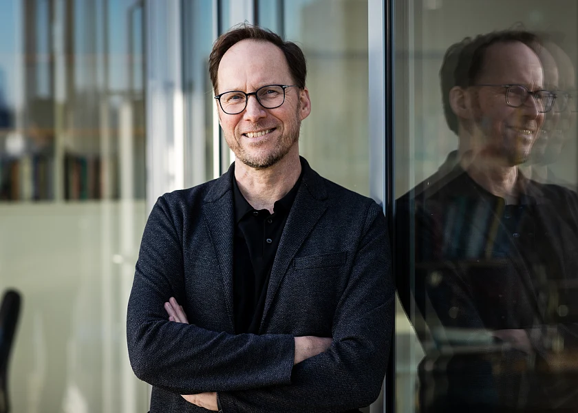 Der international anerkannte Nachhaltigkeitsforscher Prof. Dr. Raimund Bleischwitz hat seit Jahresbeginn die wissenschaftliche Leitung des Leibniz-Zentrums für Marine Tropenforschung (ZMT) inne.  Foto: Jan Meier, ZMT