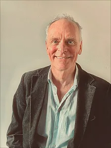 Will Gmehling ist Kinderbuchautor und Deutscher Jugendliteraturpreisträger. Foto: Maryam Karzakmurzaeva 