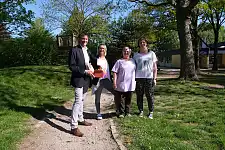 Wolfgang Bahlmann, Tina Niesel, Monika Machon & Katrin Frerichs im KuFZ Heinrich-Seekamp-Straße. (v.l.n.r.) Foto: KiTa Bremen