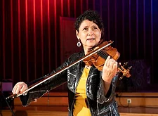 Iva Bittová. Foto: Claudia Cruz