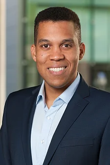 Seit dem 1. Juni 2022 ist Rick Graue der neue Amtsleiter des Amts für Straßen und Verkehr (ASV) in Bremen. Foto: ASV