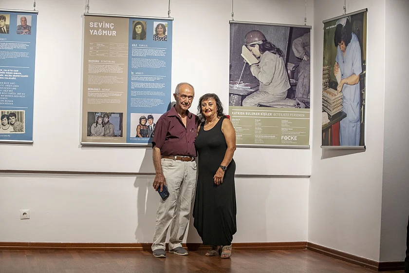 Die Ausstellung Lebenswege zeigt die Lebensläufe von türkischen Gastarbeiterinnen und Gastarbeitern, die in den 50er Jahren nach Bremen kamen – so auch von Sevinc und Mahmut Yagmur.  Foto: Stadtverwaltung Izmir