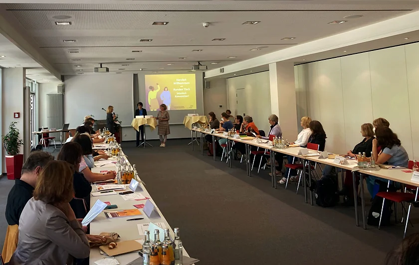 Der Runde Tisch Istanbul-Konvention im Forum K. Foto: Pressereferat der Senatorin für Gesundheit, Frauen und Verbraucherschutz