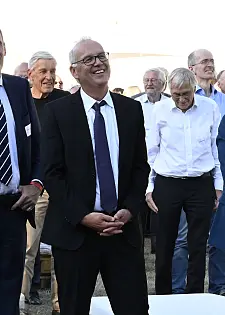 Bernd Scholz-Reiter wird im Campuspark der Universität Bremen verabschiedet. Foto: Senatspressestelle