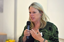 Bürgermeisterin und Klimaschutzsenatorin Dr. Maike Schaefer sprach über aktuelle Herausforderungen zwischen Klimaschutz und Versorgungssicherheit in Zeiten der Gaskrise. Foto: UU_Bahlo