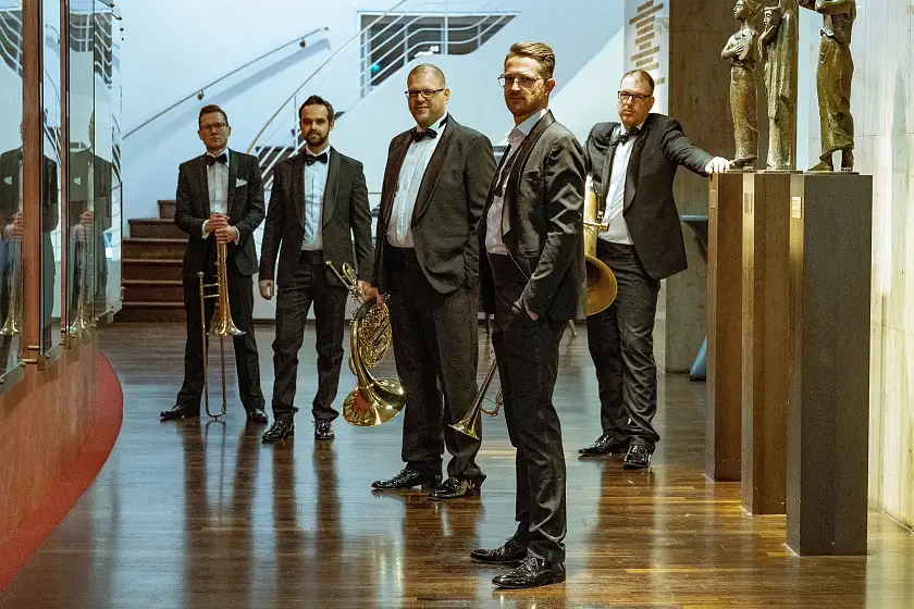 Das Quintett BRASSerie eröffnet das Festival dat brasst. Foto: Gernot Kaspersetz