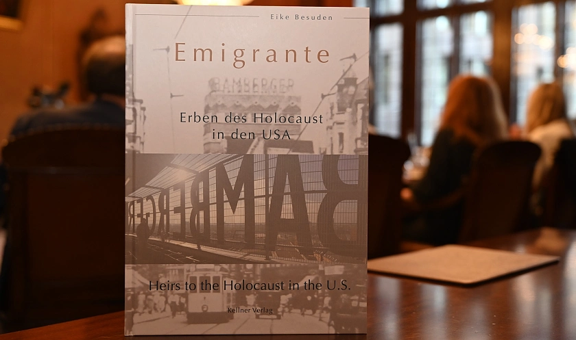 Das im Kellner-Verlag erschienene Buch zur Geschichte der Familie Bamberger. Foto: Senatspressestelle