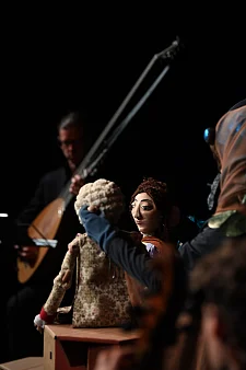 Musikalisches Figurentheater mit dem Ensemble La Ninfea. Foto: Elisa Meyer