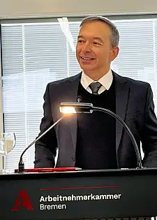 Der Opferbeauftragte der Bundesregierung Pascal Kober sieht ins Bremens Opferanlaufstellengesetz ein Vorbild für andere Länder und den Bund. Foto: SJV