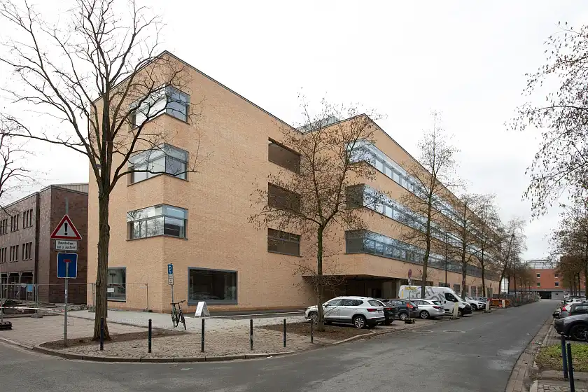 Der Neubau des BIOM an der James-Watt-Straße. Foto: Jens Lehmkühler/Universität Bremen