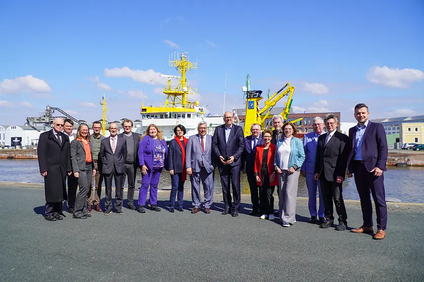 Der Bremer Senat und der Magistrat Bremerhaven trafen sich zur gemeinsamen Sitzung in Bremerhaven. Foto: Pressestelle des Magistrats